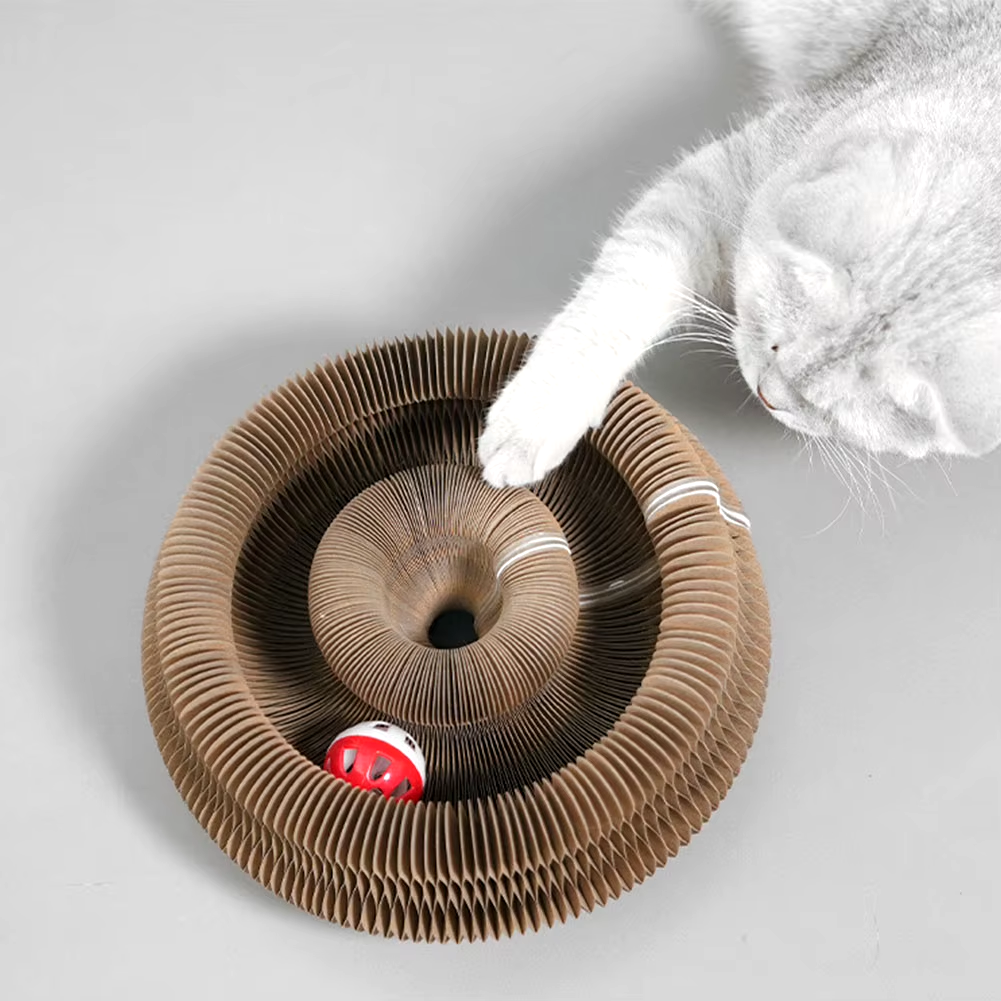 Expandable Cat Scratching Toy with Free Ball